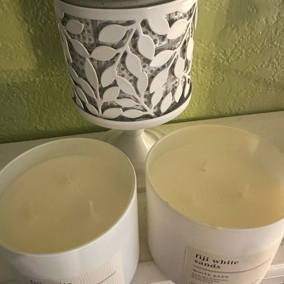 White Barn Fiji White Sands Candle Duo - Picture 3 of 4